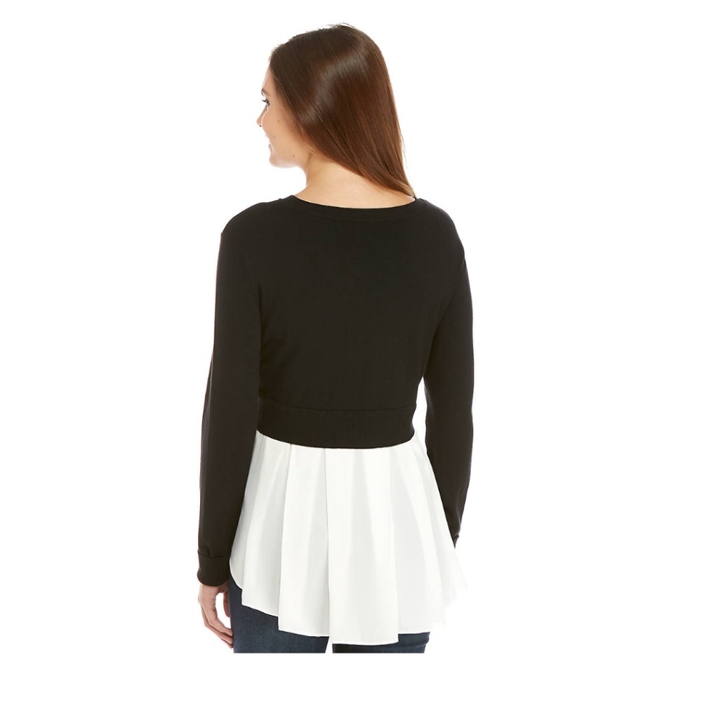 Limited Sweater with White Shirttail